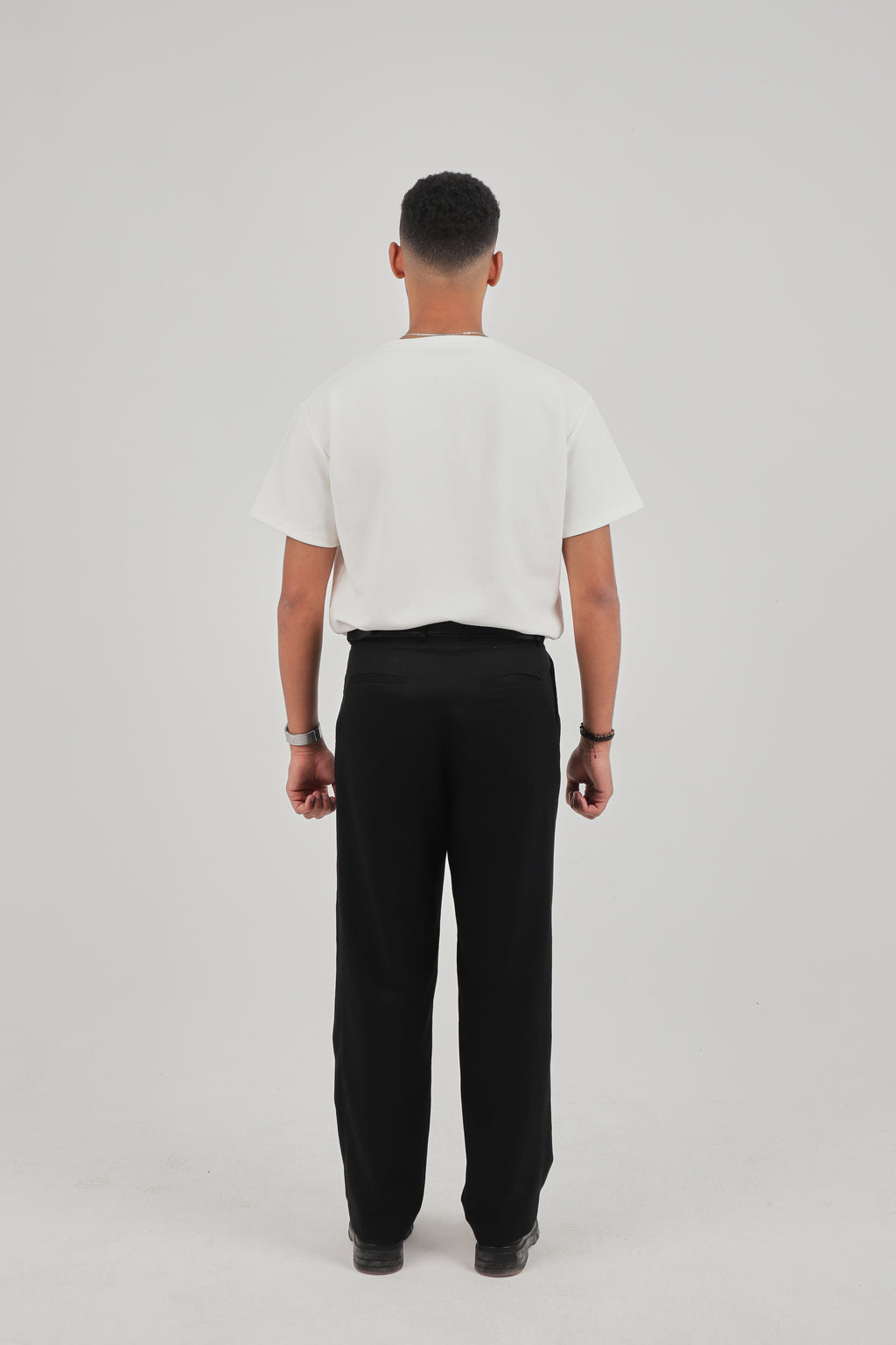 MAMMOTH - Oversized Ripped T-Shirt