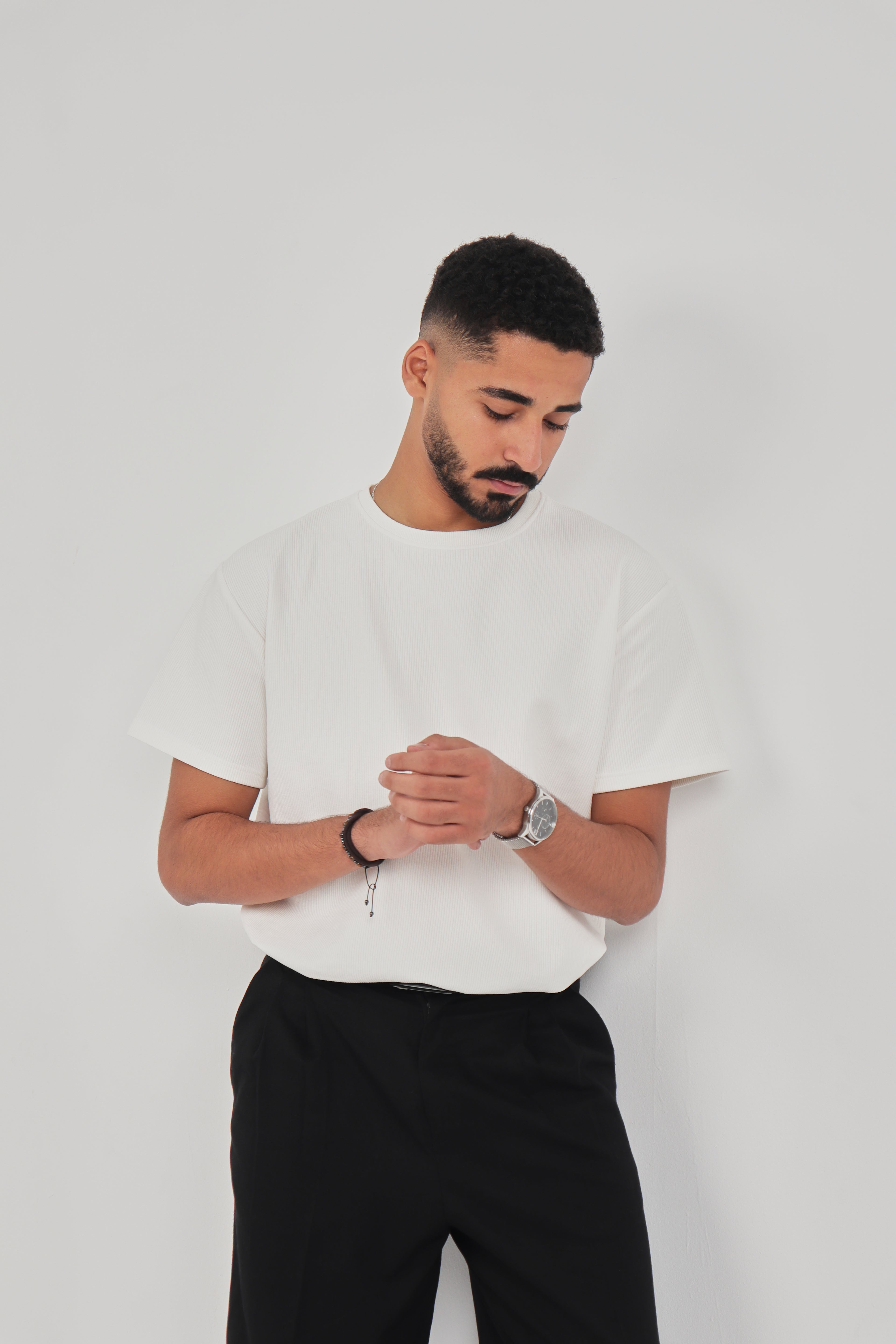 MAMMOTH - Oversized Ripped T-Shirt