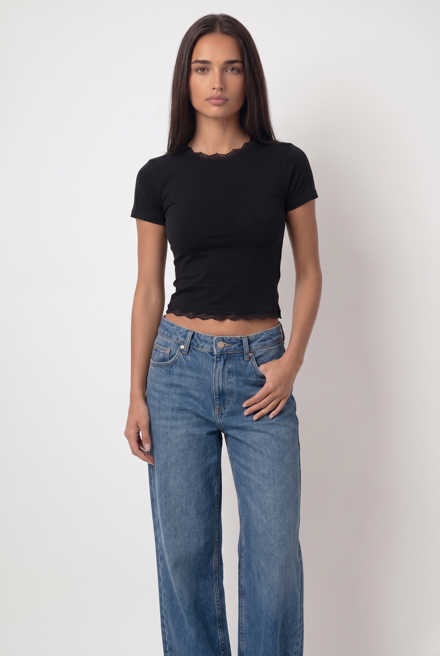 Dentelle Top — Crew Neck