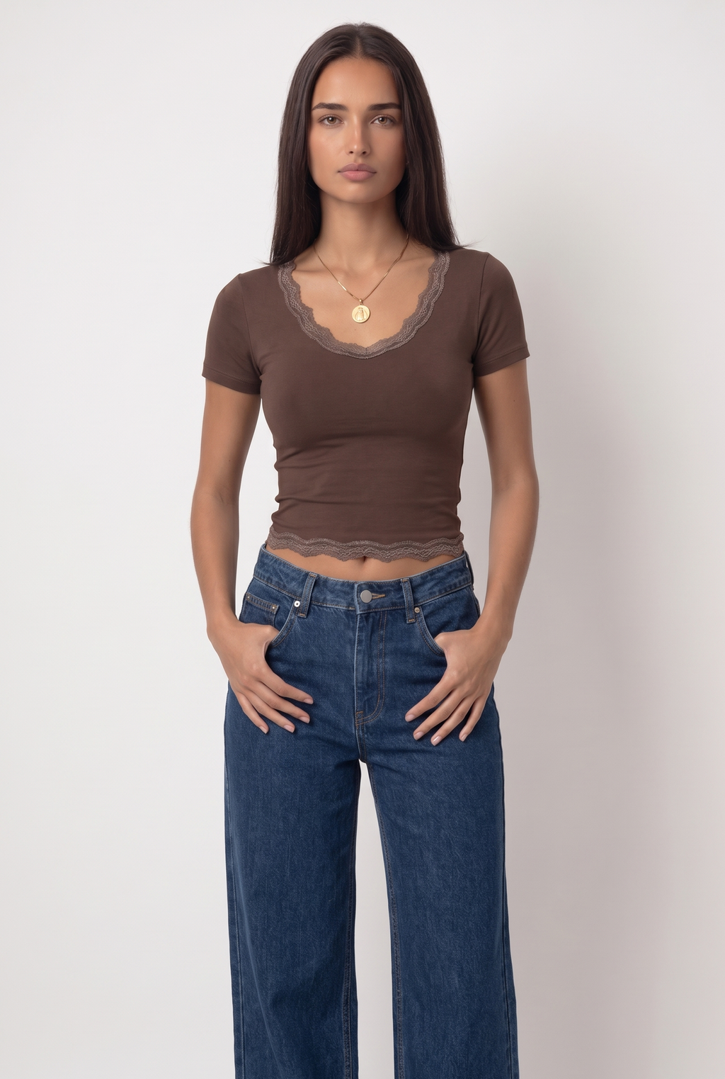 Dentelle Top — V-Neck
