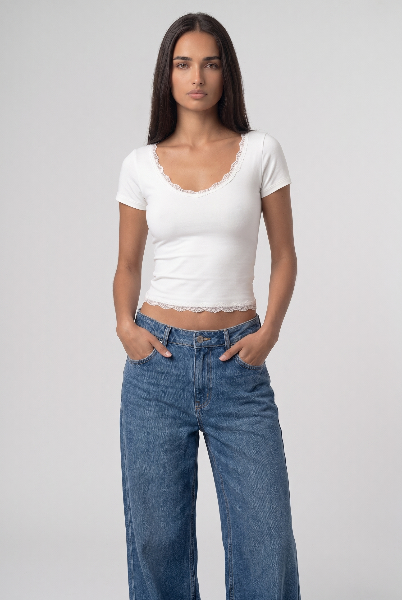 Dentelle Top — V-Neck