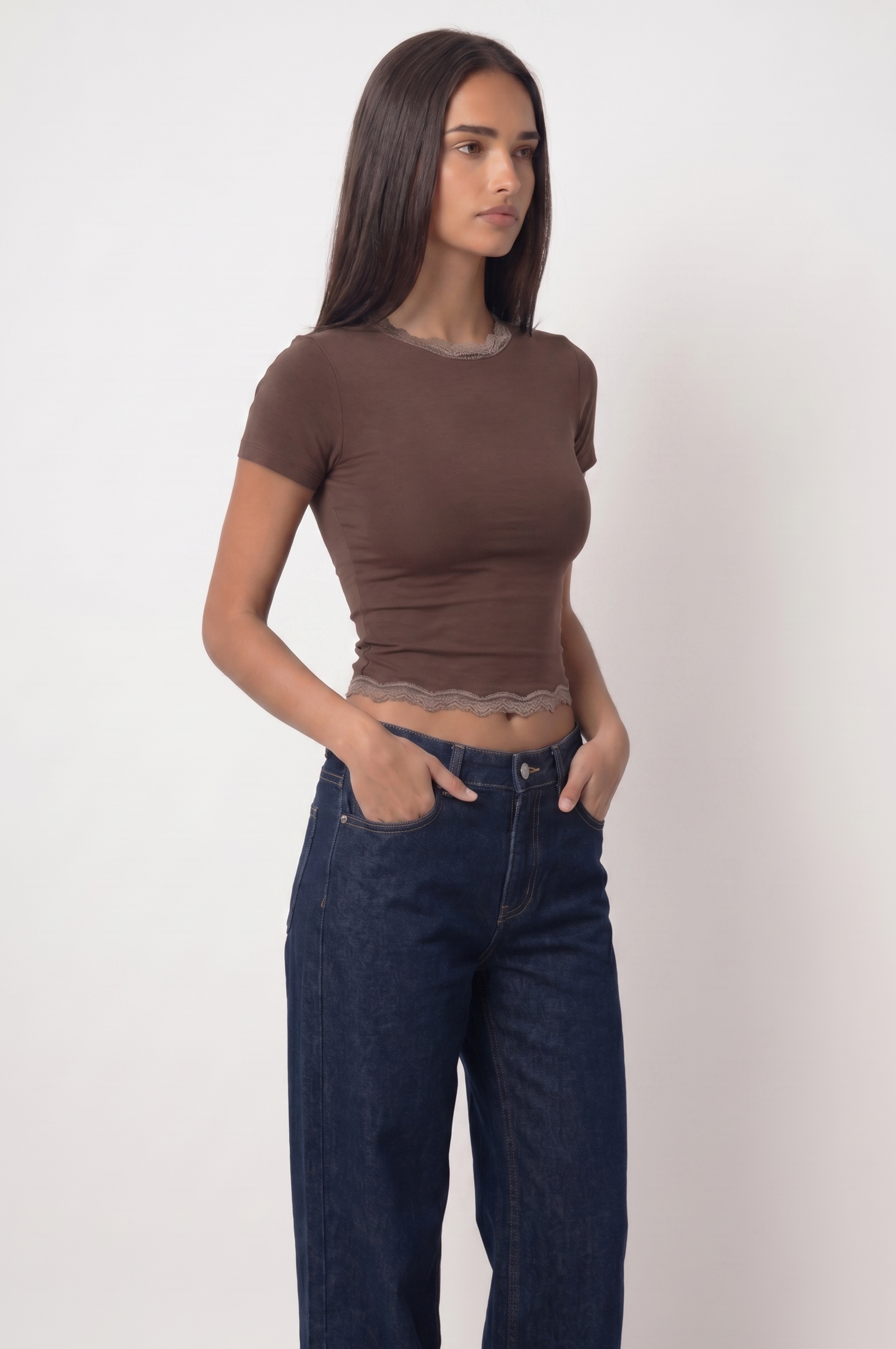 Dentelle Top — Crew Neck