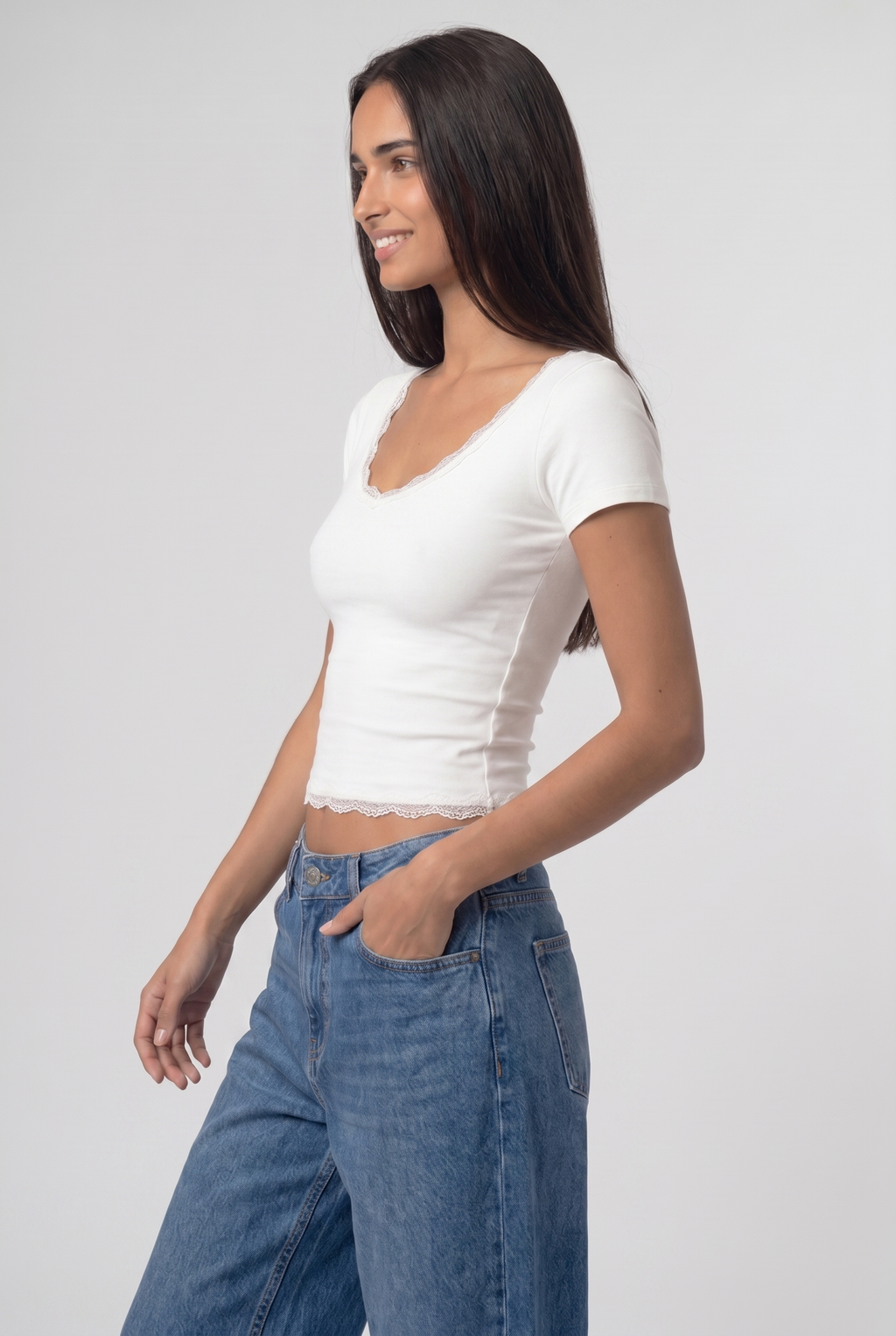 Dentelle Top — V-Neck